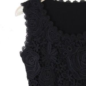 NWOT crochet front tank